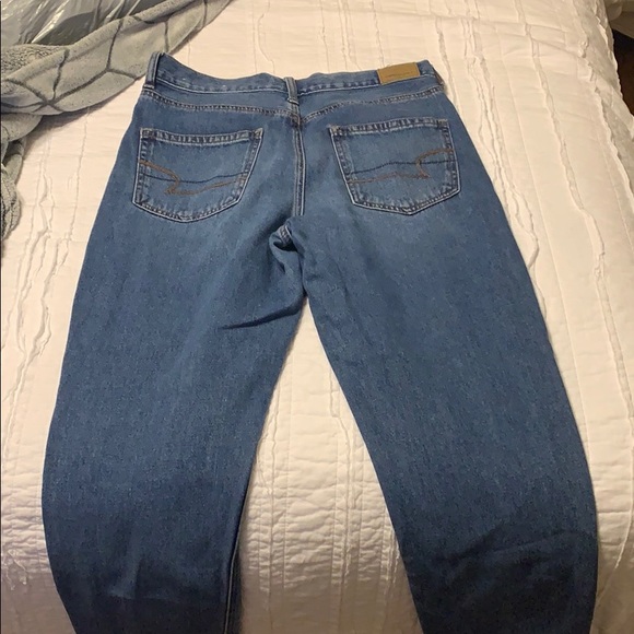 American Eagle Mom jeans size 6 - Picture 4 of 4